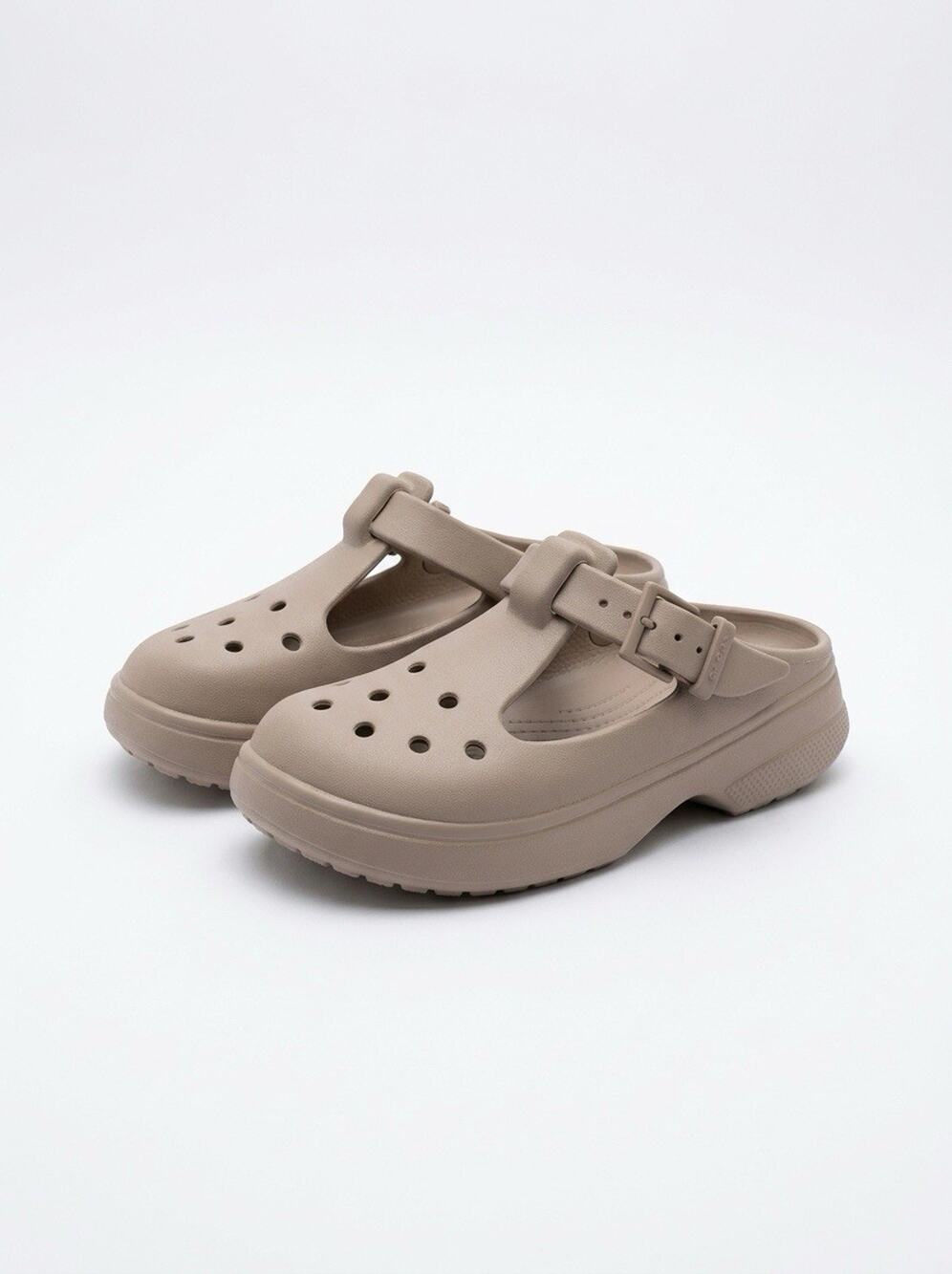 Crocs Classic Mary Jane Clogs Taupe Brown Womens Size 6 Style 210581-214